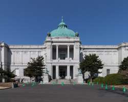 The temporary exhibitions and other events are organized in Hyokeikan. The gallery is dedicated to the late king Taisho The temporary exhibitions and other events are organized in Hyokeikan. The gallery is dedicated to the late king Taisho.